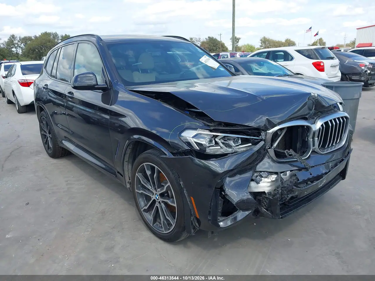 5UX43DP03N9J87998 BMW X3 2022 — повреждение Передняя часть справа, фото до ремонта