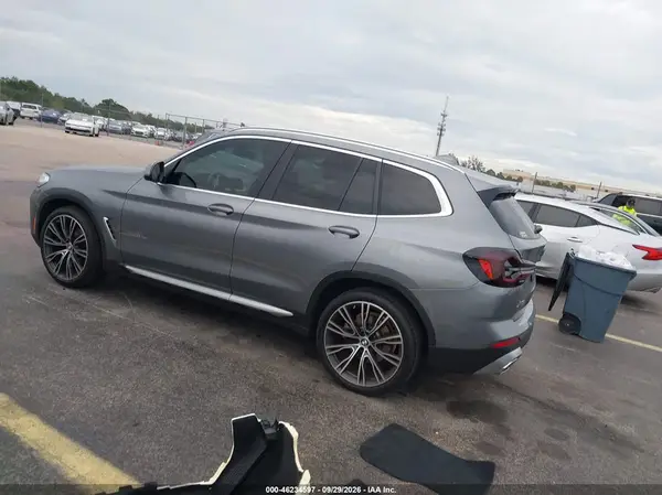 WBX47DP09RN274651 — 2024 BMW X3, фото 3 с аукциона IAAI, Подтопление