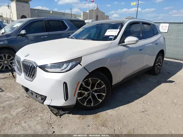 5UX53GP0XT9495981 — 2026 BMW X3, фото 2 с аукциона IAAI, Передняя часть