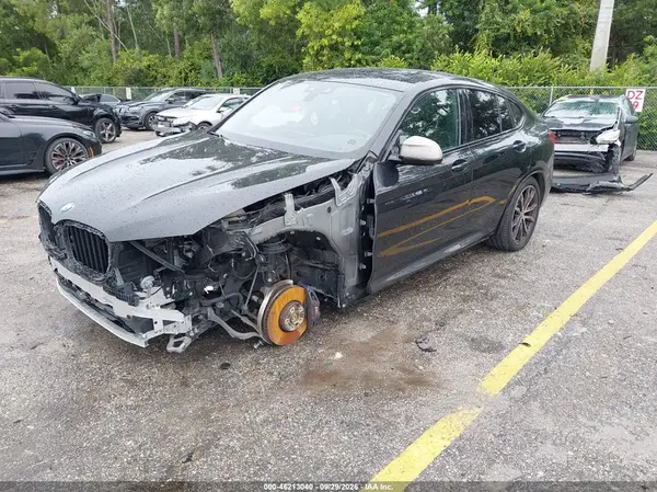 5UXUJ5C59KLJ63474 — 2019 BMW X4, фото 2 с аукциона IAAI, Передняя часть