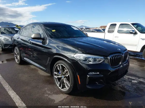 5UXUJ5C52KLJ63915 — 2019 BMW X4, Задняя часть (Rear), фото до ремонта