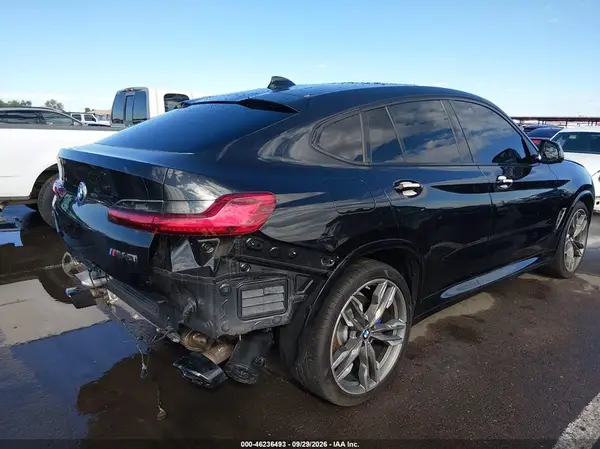 5UXUJ5C52KLJ63915 — 2019 BMW X4, фото 4 с аукциона IAAI, Задняя часть