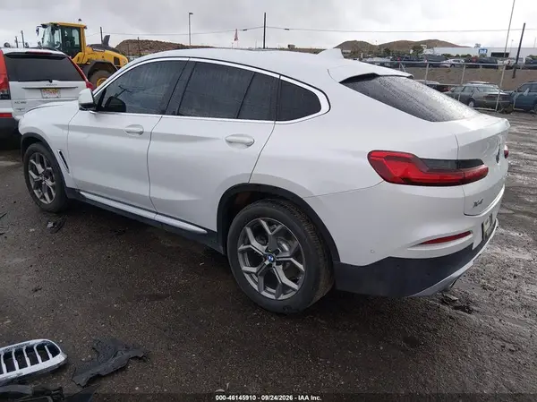 5UX2V1C04M9G67037 — 2021 BMW X4, фото 3 с аукциона IAAI, Передняя часть