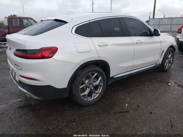 5UX2V1C04M9G67037 — 2021 BMW X4, фото 4 с аукциона IAAI, Передняя часть