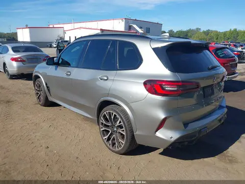 2022 BMW X5 M VIN 5YMJU0C06N9L68696 фото 3