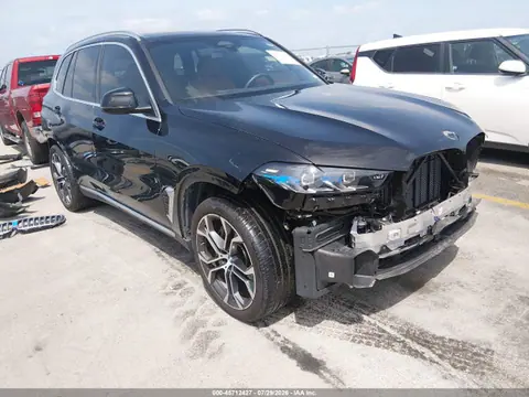 5UX43EU01T9113356 — 2026 BMW X5 Phev XDRIVE50E, Передняя часть (Front & Rear), фото до ремонта
