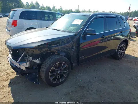 2018 BMW X5 Xdrive35i VIN 5UXKR0C54J0X91333 фото 2
