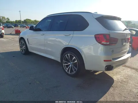 2015 BMW X5 Xdrive50i VIN 5UXKR6C58F0J78786 фото 3