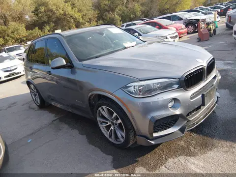 5UXKR6C53G0J82147 — 2016 BMW X5 XDRIVE50I, Repossession, фото до ремонта