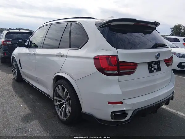 5UXKR0C5XG0S89323 — 2016 BMW X5, фото 3 с аукциона IAAI, Подтопление