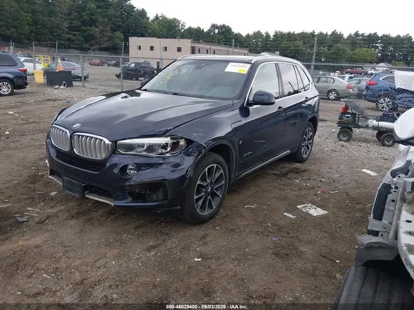 5UXKT0C31H0V95490 — 2017 BMW X5, фото 2 с аукциона IAAI 13.10.2026, Передняя часть слева
