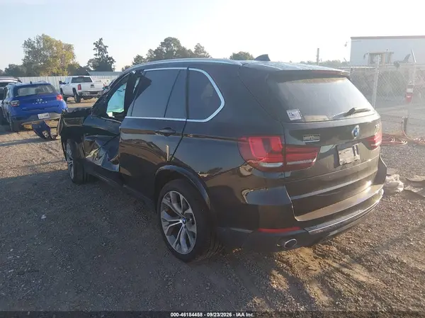 5UXKS4C37H0U05895 — 2017 BMW X5, фото 3 с аукциона IAAI, Повреждения со всех сторон
