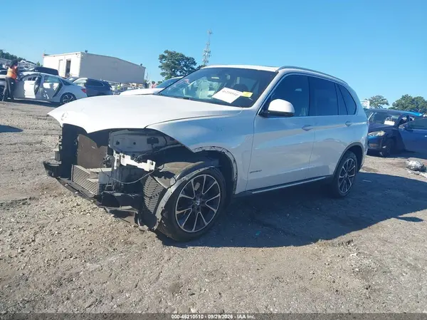 5UXKR2C37H0X04951 — 2017 BMW X5, фото 2 с аукциона IAAI, Передняя часть