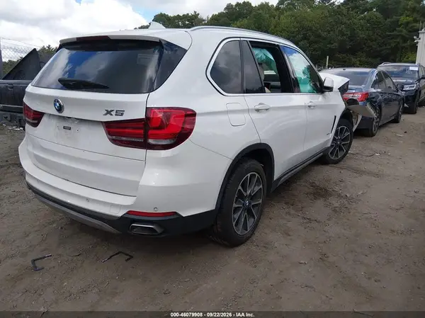 5UXKR0C59J0X98035 — 2018 BMW X5, фото 4 с аукциона IAAI, Передняя часть