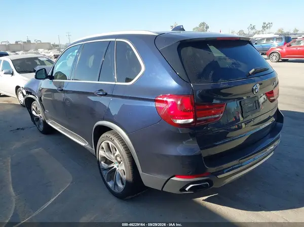 5UXKR2C51J0Z15053 — 2018 BMW X5, фото 3 с аукциона IAAI, Передняя часть слева