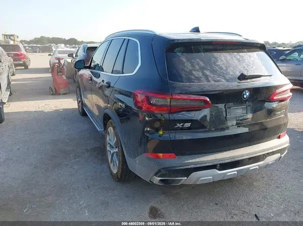 5UXCR6C55KLK79765 — 2019 BMW X5, фото 3 с аукциона IAAI 13.10.2026, Передняя часть