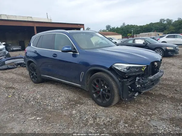 5UXCR6C55KLL09248 — 2019 BMW X5, Передняя часть (Front End), фото до ремонта