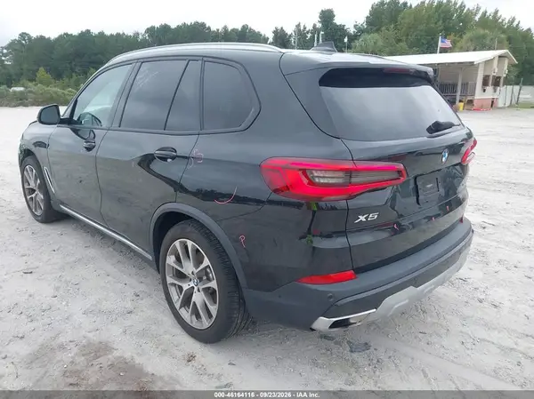 5UXCR6C52KLL11524 — 2019 BMW X5, фото 3 с аукциона IAAI, Передняя часть