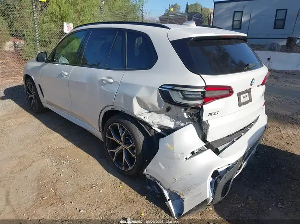 5UXCR6C51KLK83683 — 2019 BMW X5, фото 3 с аукциона IAAI, Задняя часть слева