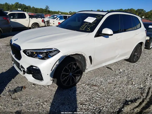 5UXJU2C54KLB15246 — 2019 BMW X5, фото 2 с аукциона IAAI, Передняя часть
