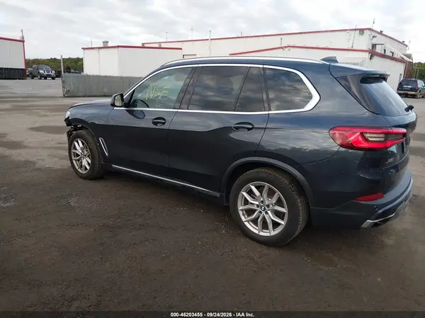5UXCR6C05L9B10903 — 2020 BMW X5, фото 3 с аукциона IAAI, Передняя часть