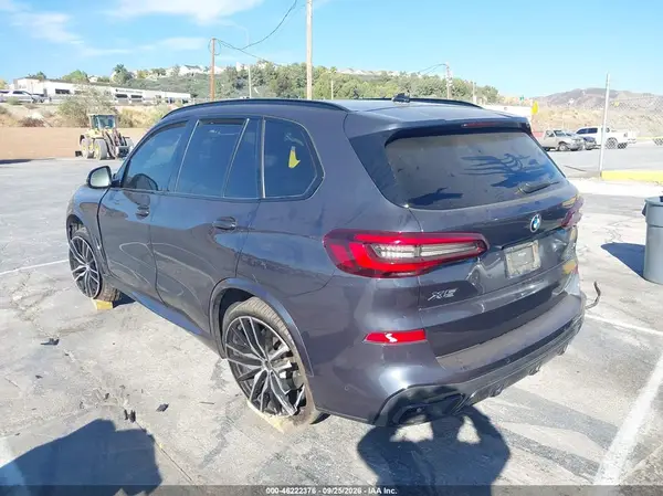 5UXCR6C0XL9C49831 — 2020 BMW X5, фото 3 с аукциона IAAI, Передняя часть справа