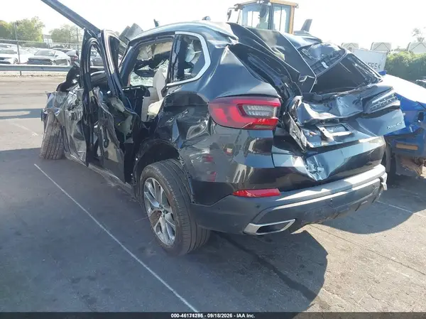 5UXCR6C05M9G15311 — 2021 BMW X5, фото 3 с аукциона IAAI 12.10.2026, Опрокидывание