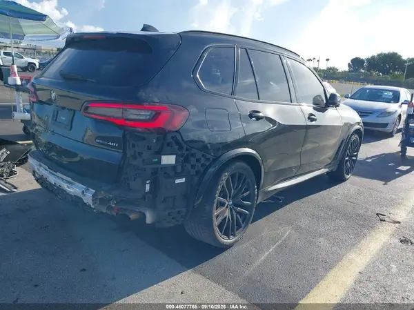 5UXCR4C01N9M27548 — 2022 BMW X5, фото 4 с аукциона IAAI 15.10.2026, Левый бок