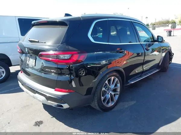 5UXTA6C08P9P19686 — 2023 BMW X5, фото 4 с аукциона IAAI, Передняя часть справа
