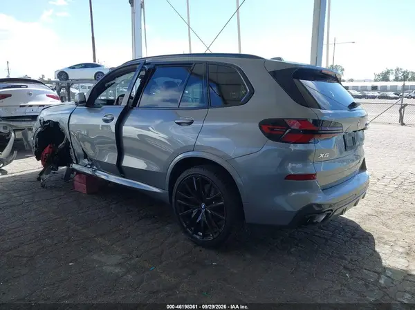 5UX23EU00S9W97691 — 2025 BMW X5, фото 3 с аукциона IAAI, Передняя часть слева