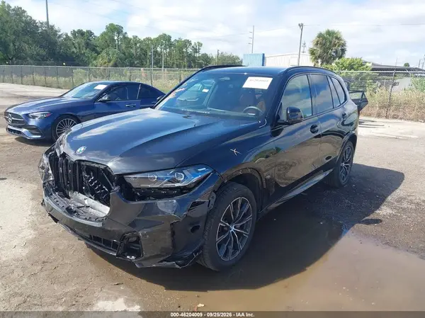 5UX23EU09T9522826 — 2026 BMW X5, фото 2 с аукциона IAAI 04.10.2026, Передняя часть