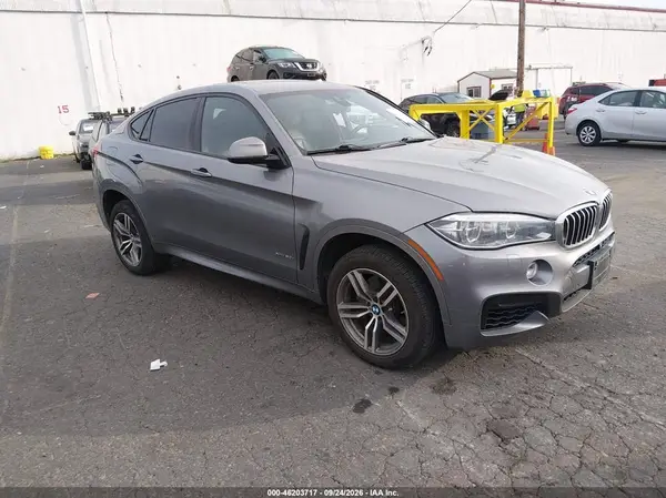 5UXKU6C5XG0R34439 — 2016 BMW X6, Левый бок (Left Side), фото до ремонта