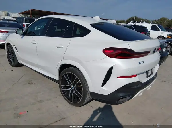 5UXCY6C08N9K24154 — 2022 BMW X6, фото 3 с аукциона IAAI, Правый бок