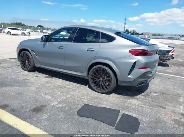5UX43EX05T9285305 — 2026 BMW X6, фото 3 с аукциона IAAI, Подтопление