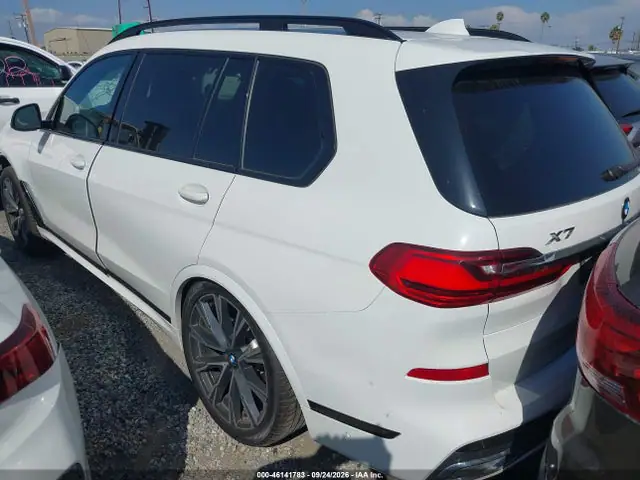 5UXCW2C54KL084757 — 2019 BMW X7 XDRIVE40I, фото 3 с аукциона IAAI 30.09.2026, Передняя часть
