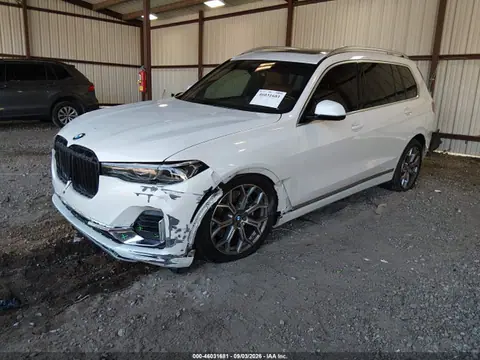 2022 BMW X7 Xdrive40i VIN 5UXCW2C07N9L79552 фото 2