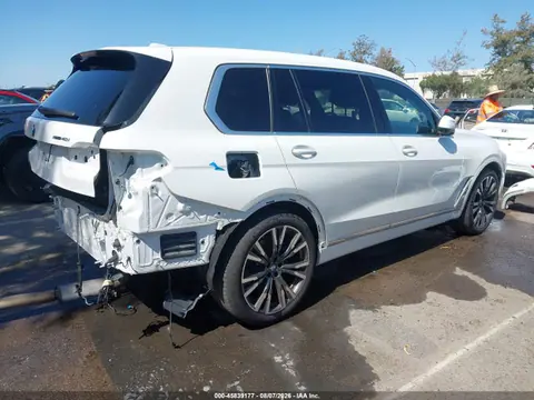 2023 BMW X7 Xdrive40i VIN 5UX23EM08P9R88558 фото 4