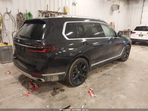 2023 BMW X7 Xdrive40i VIN 5UX23EM01P9P76035 фото 4