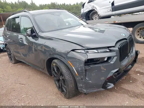 5UX23EM04R9U87010 — 2024 BMW X7 XDRIVE40I, Правый бок (Right Side), фото до ремонта