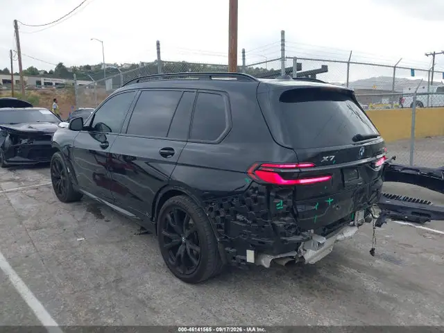 5UX23EM03S9Y00053 — 2025 BMW X7 XDRIVE40I, фото 3 с аукциона IAAI 14.10.2026, Передняя часть
