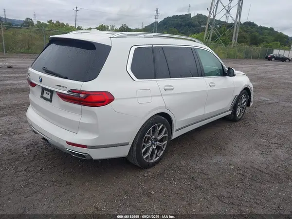 5UXCW2C06M9E41007 — 2021 BMW X7, фото 4 с аукциона IAAI 13.10.2026, Передняя часть