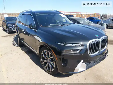 5UX23EM07T9187145 — 2026 BMW X7, Справа сзади, фото до ремонта