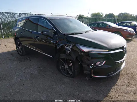 5GAEVAKW4NJ103939 — 2022 Buick Enclave AWD Essence, Передняя часть справа (Right Front), фото до ремонта