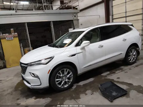 2022 Buick Enclave Awd Premium VIN 5GAEVBKW8NJ150431 фото 2