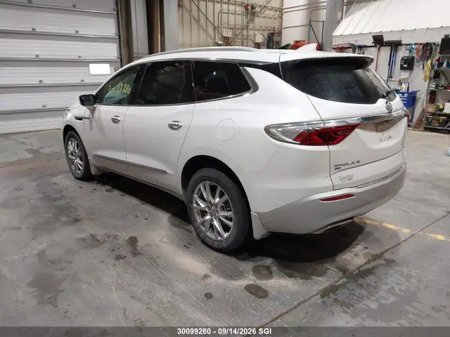 2023 Buick Enclave Premium VIN 5GAEVBKW0PJ272574 фото 3