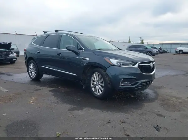 5GAEVBKW1JJ272607 — 2018 Buick Enclave, Передняя часть справа (Right Front), фото до ремонта
