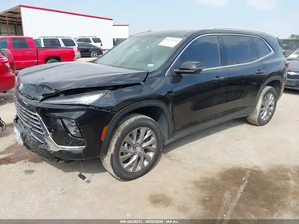 5GAEVAKS4TJ136613 — 2026 Buick Enclave, фото 2 с аукциона IAAI, Передняя часть