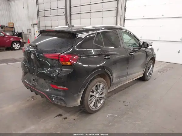 KL4MMESL6LB110886 — 2020 Buick Encore GX, фото 4 с аукциона IAAI, Передняя и задняя части