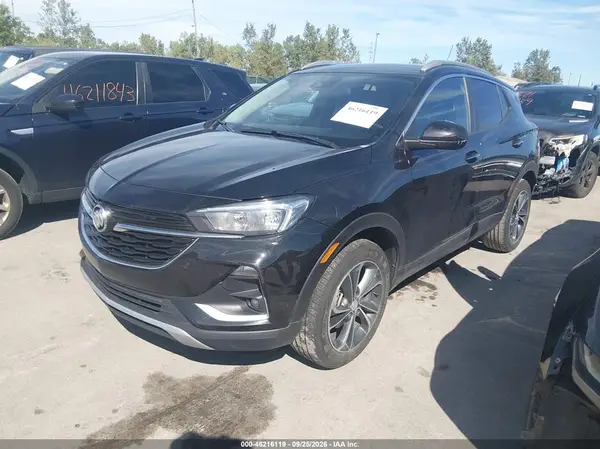 KL4MMDSL8LB112813 — 2020 Buick Encore GX, фото 2 с аукциона IAAI, Задняя часть