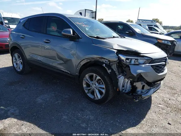 KL4MMBS21PB050950 — 2023 Buick Encore GX, Передняя часть справа (Right Front), фото до ремонта